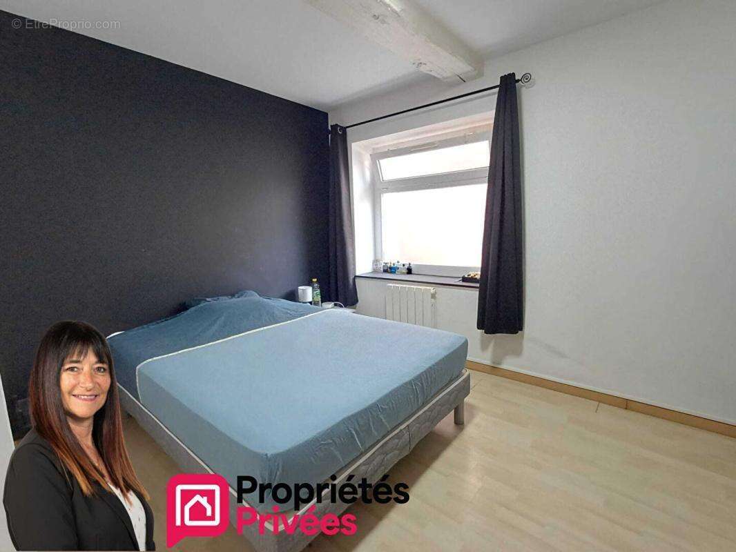 Appartement à LE COTEAU