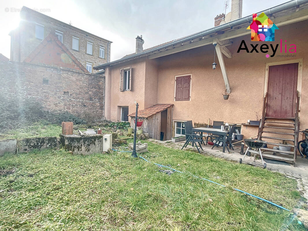 Appartement à CUINZIER