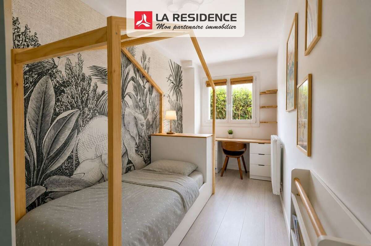 Appartement à LEVALLOIS-PERRET