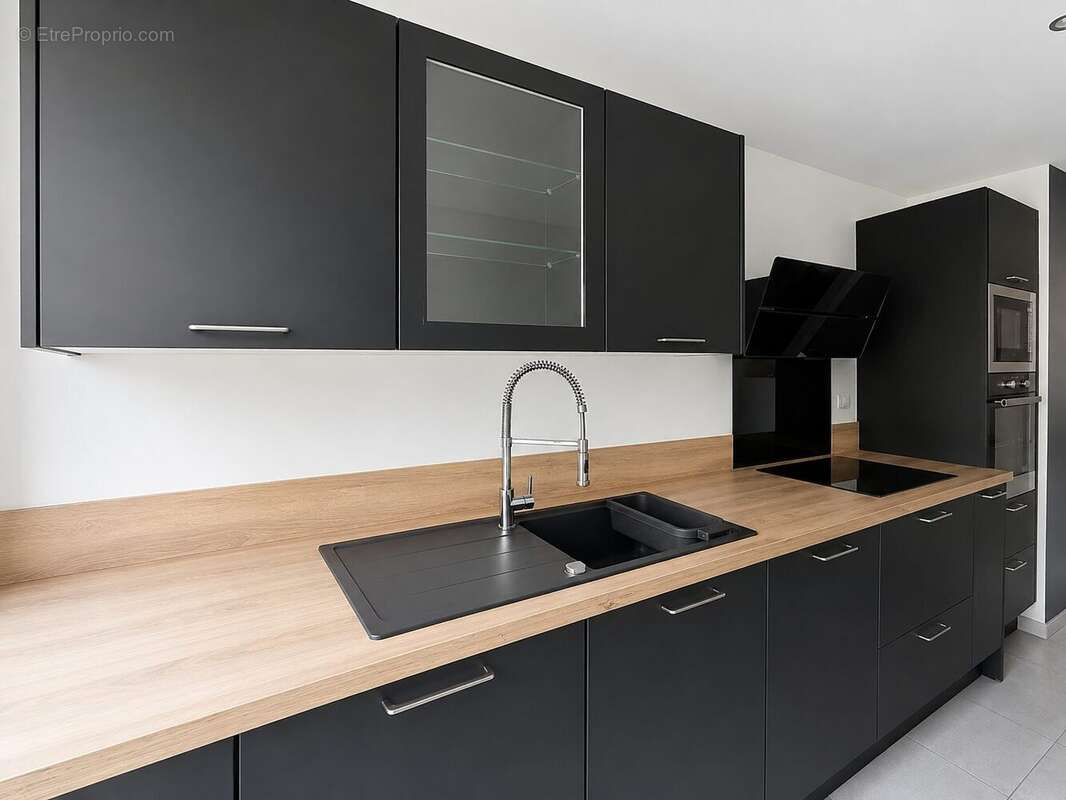 Appartement à CHENNEVIERES-SUR-MARNE