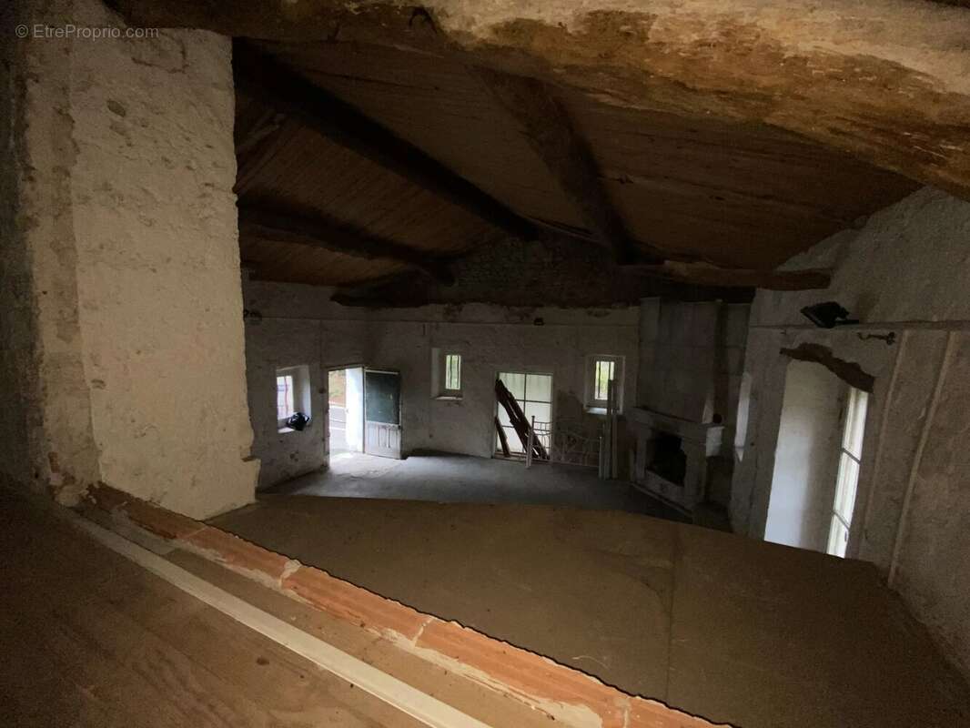 Maison à BELGENTIER