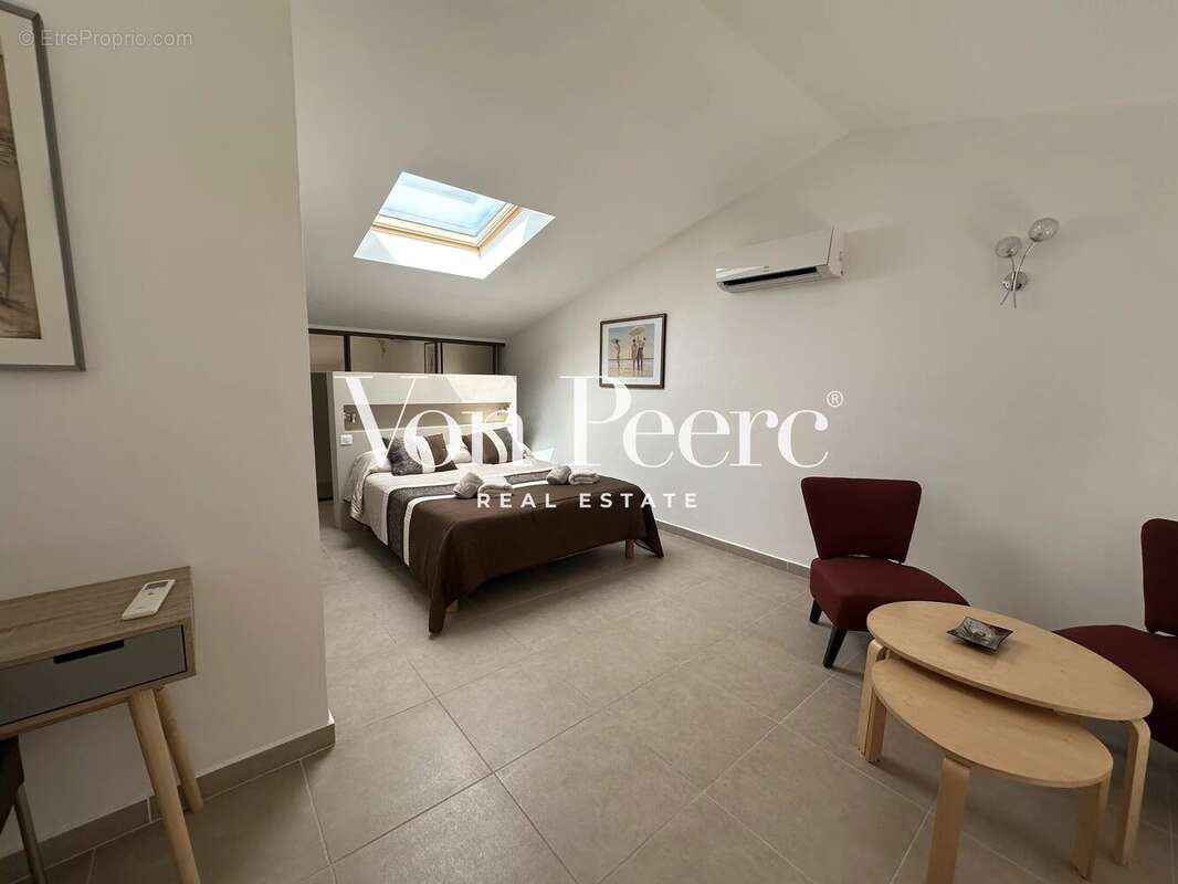 Appartement à SAINT-ETIENNE-DU-GRES