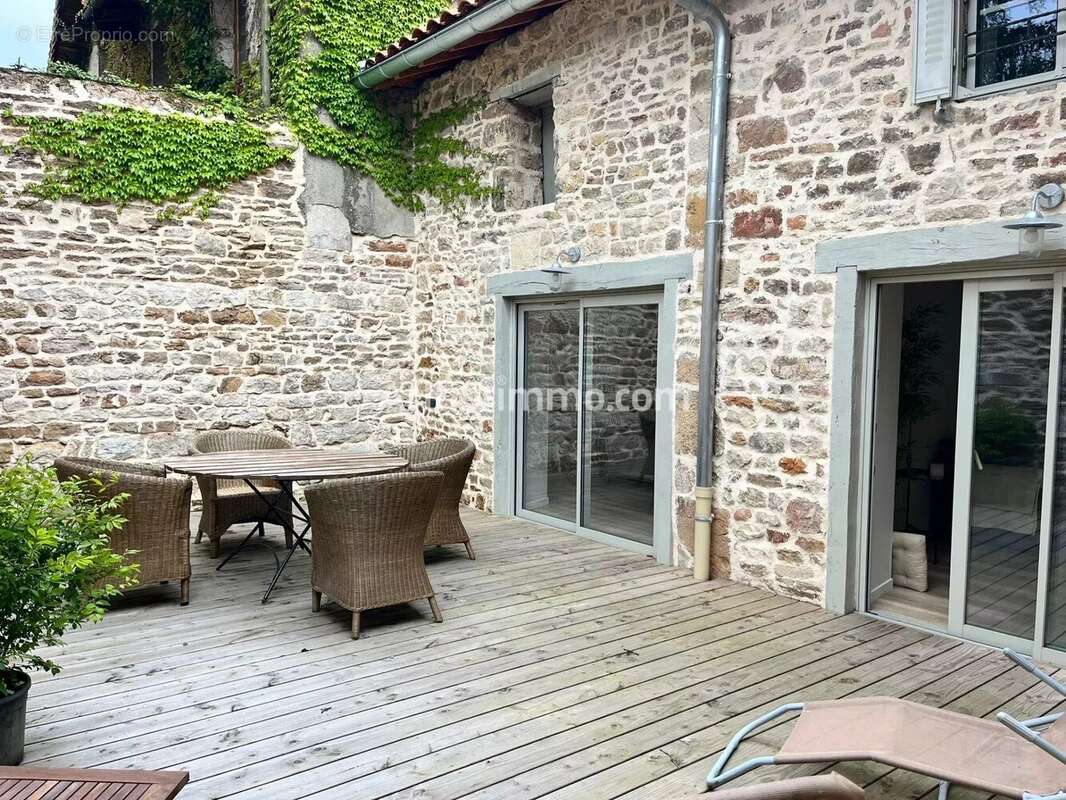 Maison à CUISEAUX