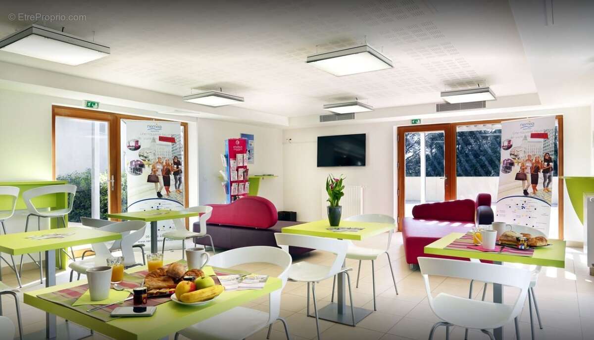 INVESTISSEMENT LOCATIF  Biot  Résidence étudiante Le Magister - 4,58 % de rentabilité - photo 6