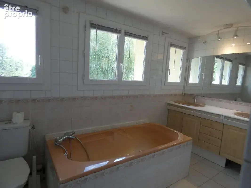 Ecouves-Radon,propriété au calme près centre bourg - photo 5
