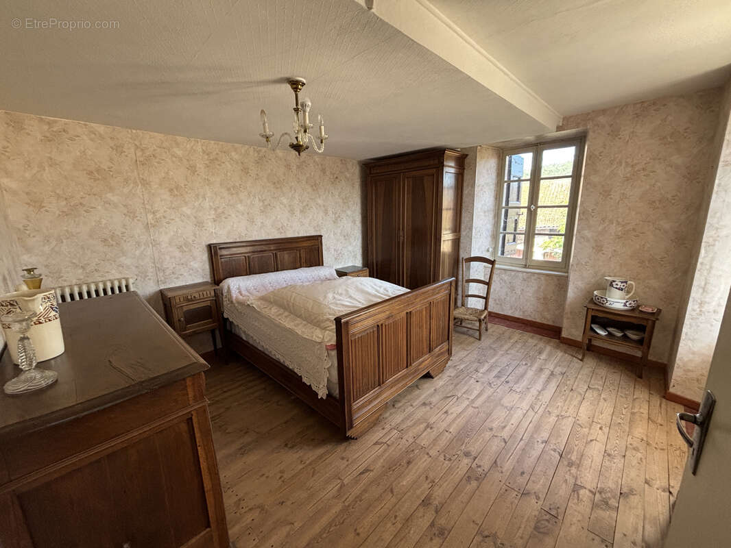 Maison à SAINT-IZAIRE