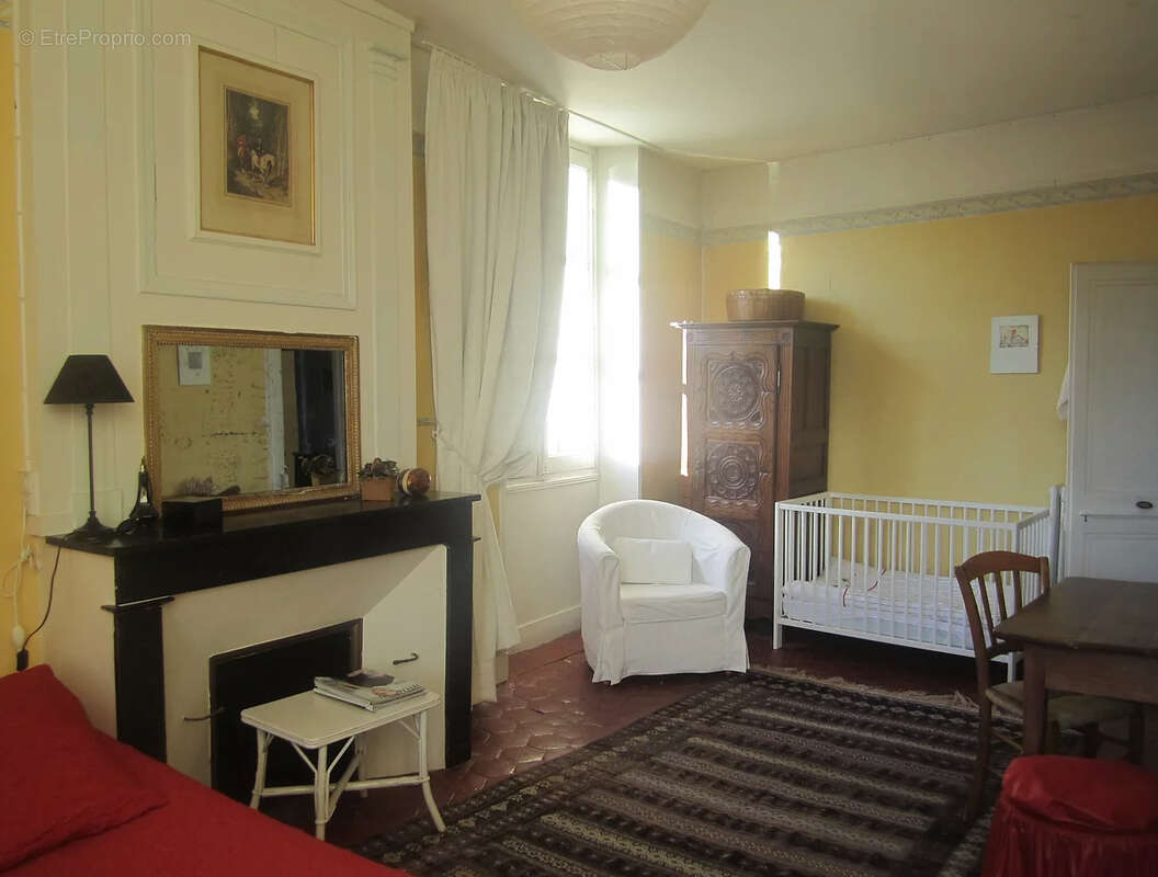 Maison à NOYERS-SUR-CHER