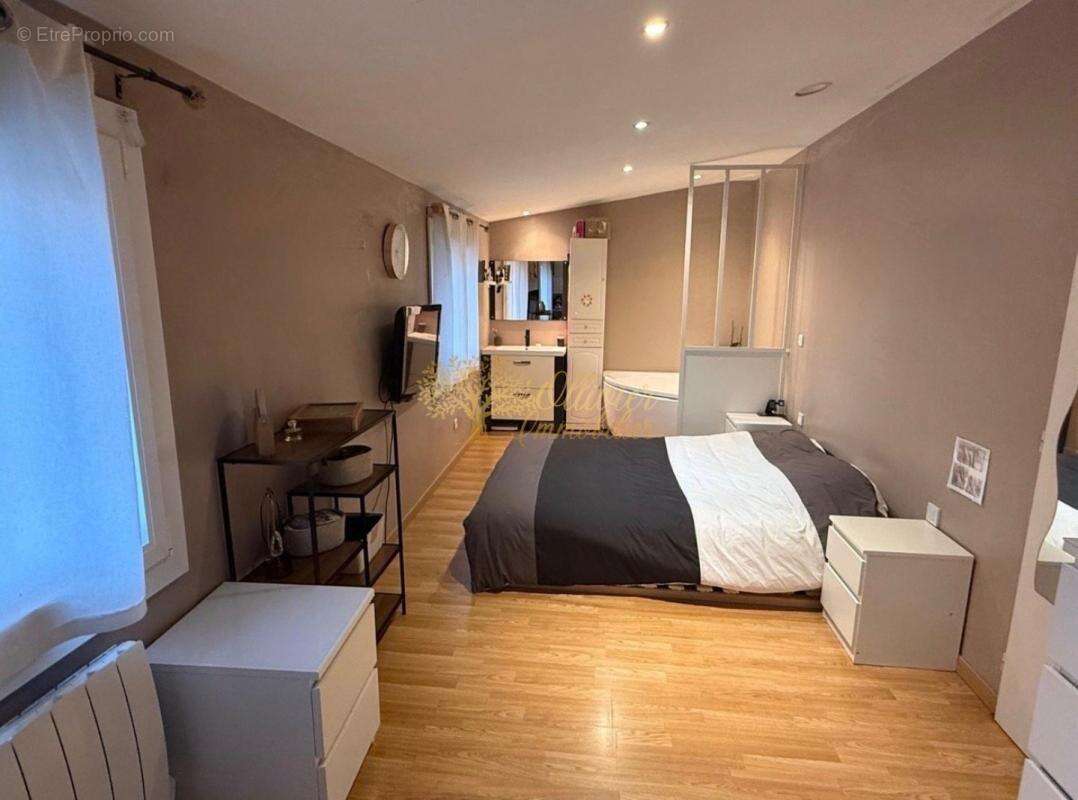 Maison à PONTAULT-COMBAULT