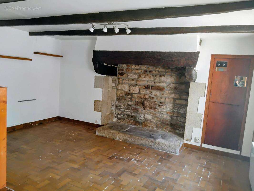Maison proche du centre les commerces à pied - photo 2