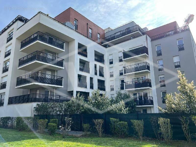 Appartement à BOUSSY-SAINT-ANTOINE