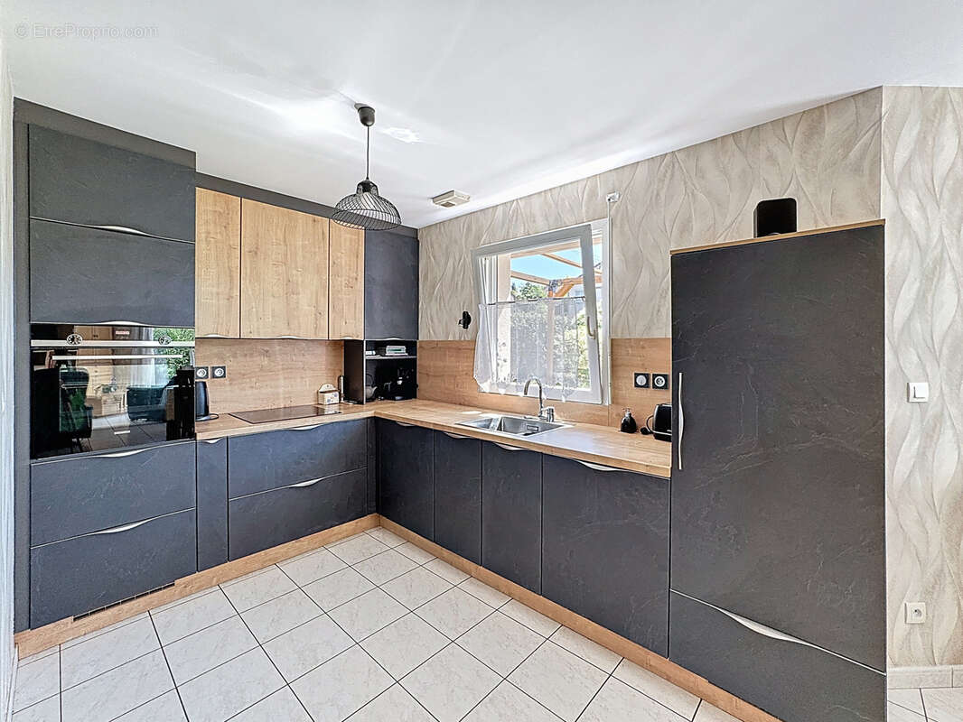 Maison à FRAHIER-ET-CHATEBIER