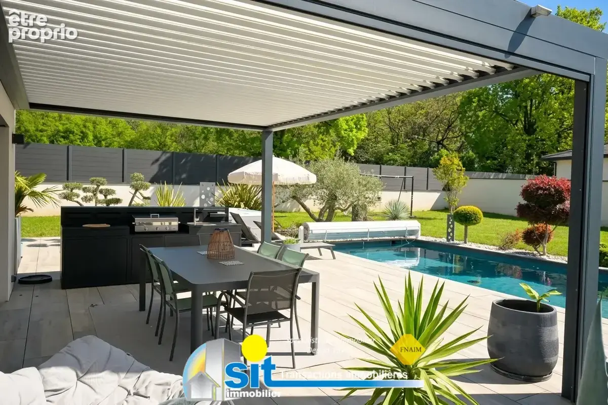 Villa récente 151 m2   3 chambres   Piscine chauffée   19 panneaux solaires   Agnin - photo 2