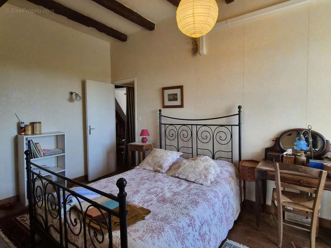 Vallée de la Dordogne, maison de hameau XVIIIème de 186m² avec 3 chambres et piscine - photo 11