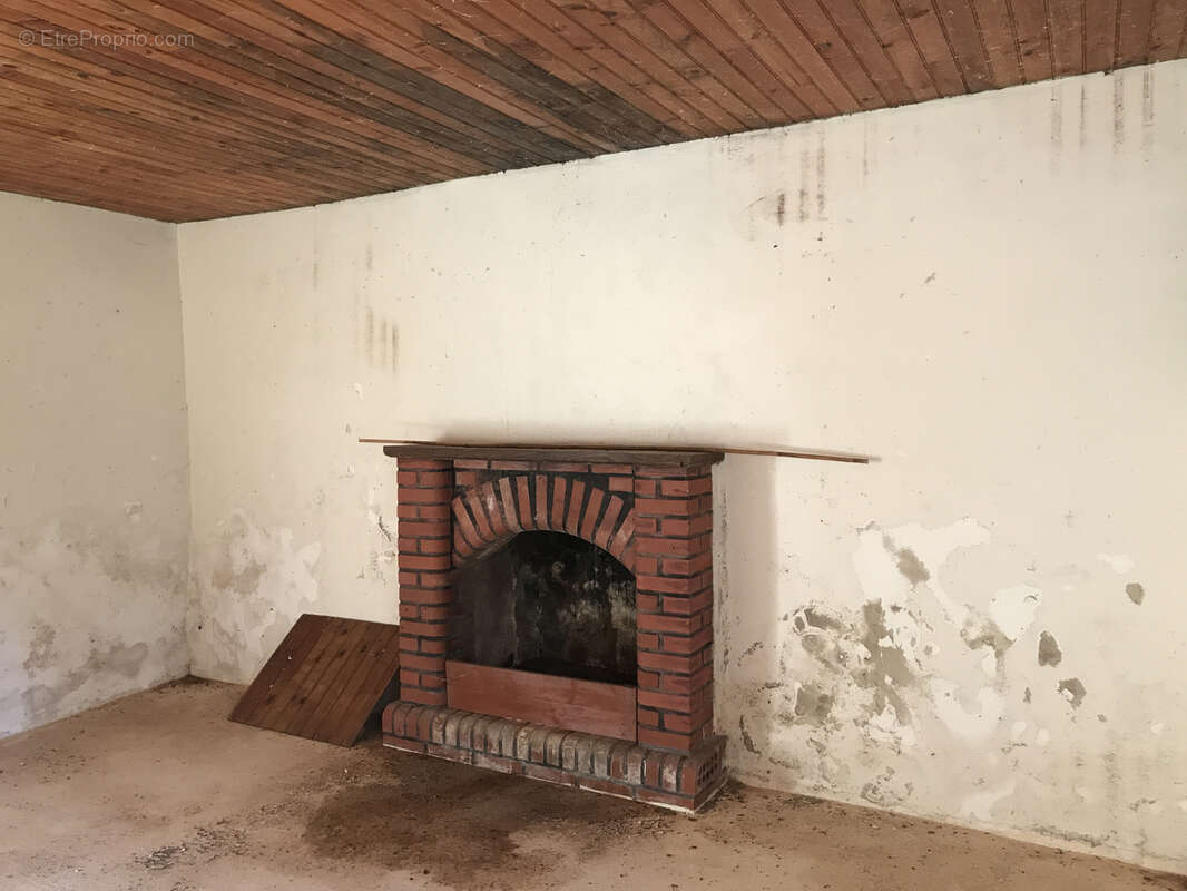 Maison à SAINT-NICOLAS-DU-PELEM