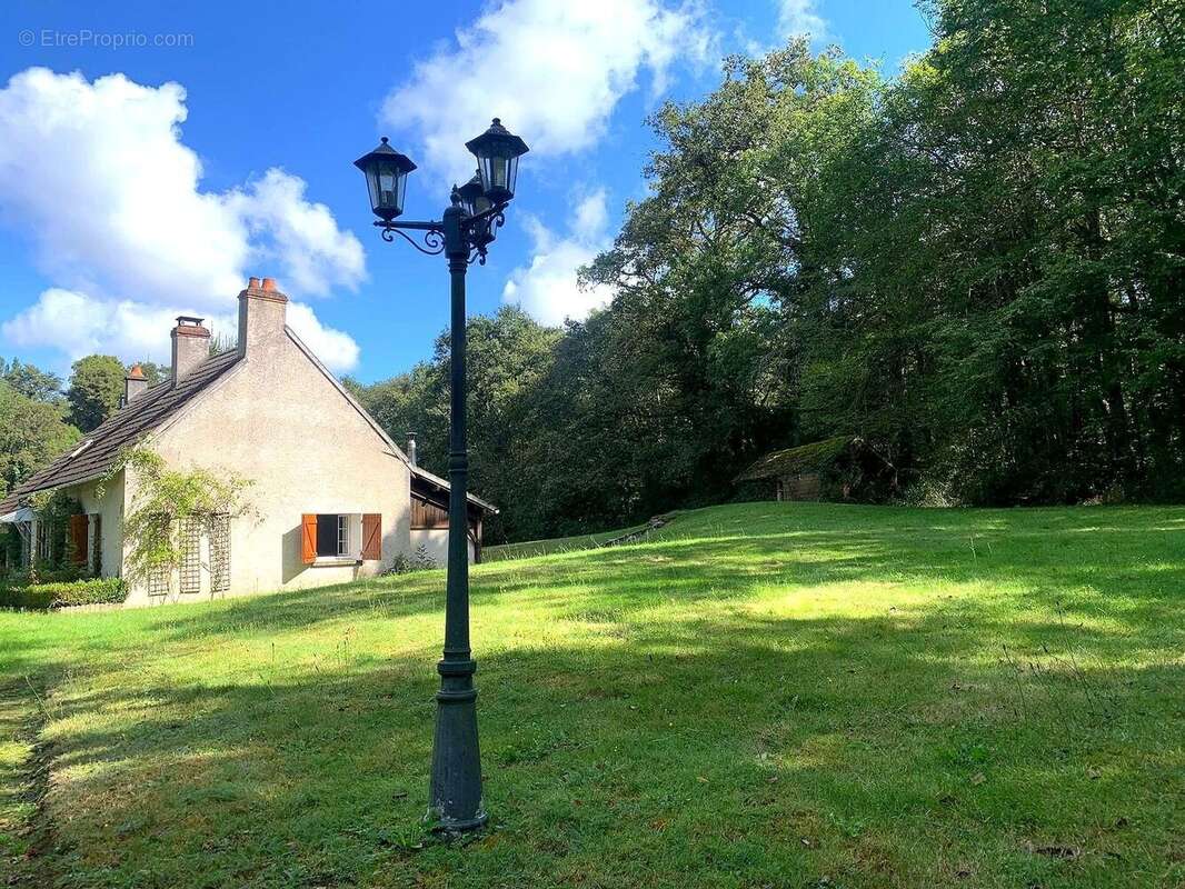 Maison à SAINT-MARTIN-LE-MAULT
