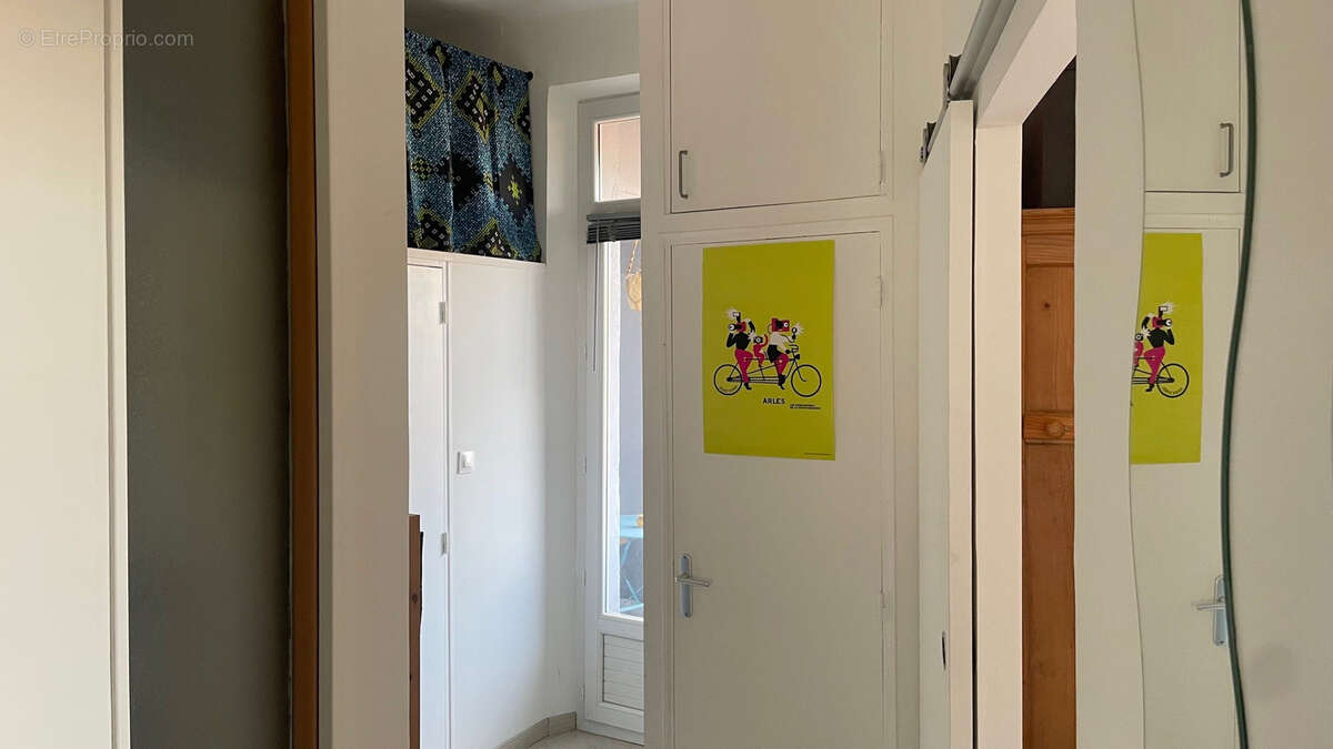 Appartement à MARSEILLE-5E