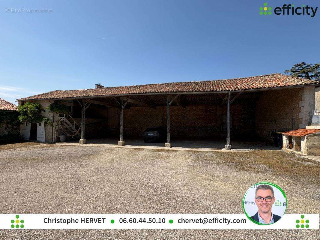 Maison à SAINT-SATURNIN