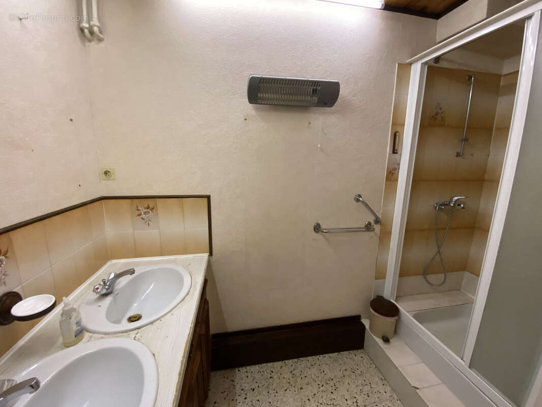 Maison à COURRIERES