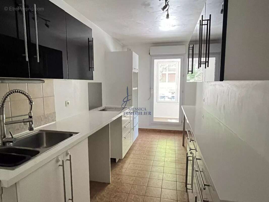 Appartement à MONTROUGE