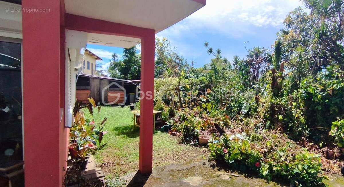 Maison à SAINTE-SUZANNE