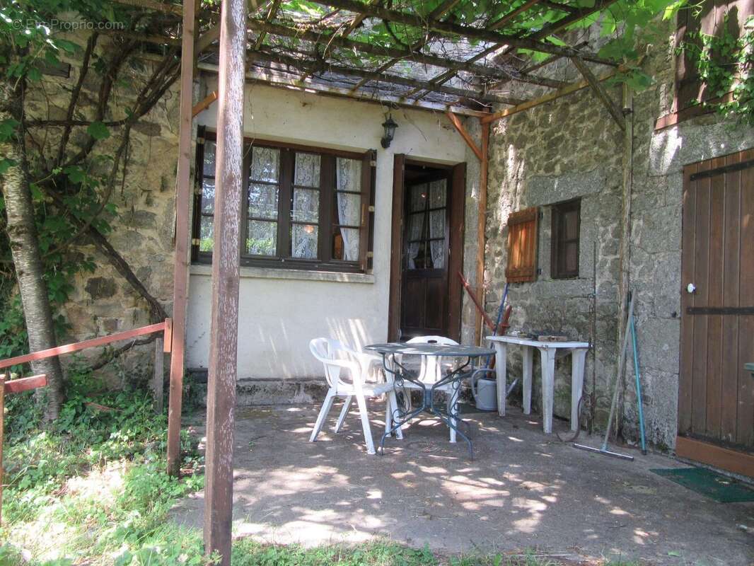 Maison à CAMPUAC