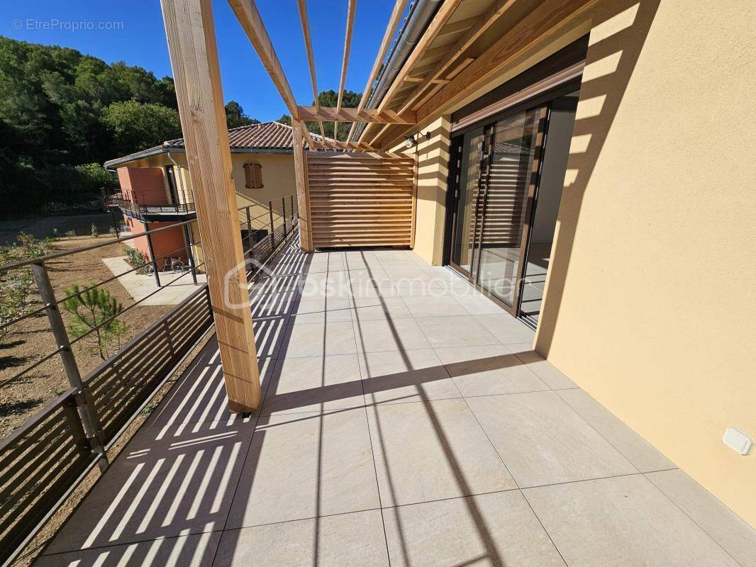 Appartement à DRAGUIGNAN