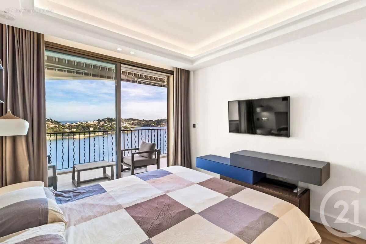 Appartement à VILLEFRANCHE-SUR-MER