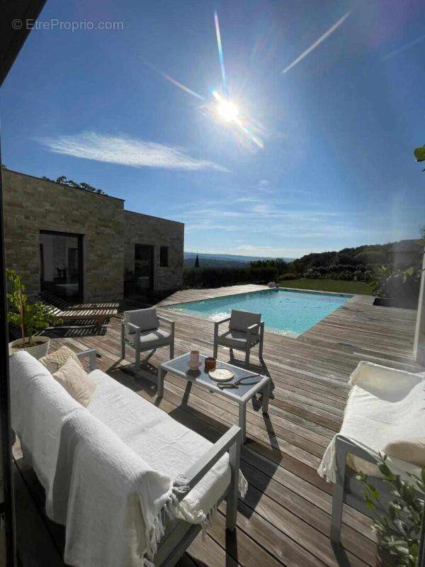 Maison contemporaine haut gamme  220 m2 - photo 5