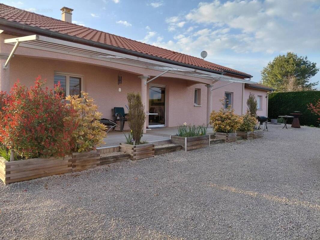 Photo 1 - Maison à CHARLIEU