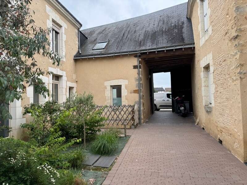 Appartement à PARIGNE-L'EVEQUE