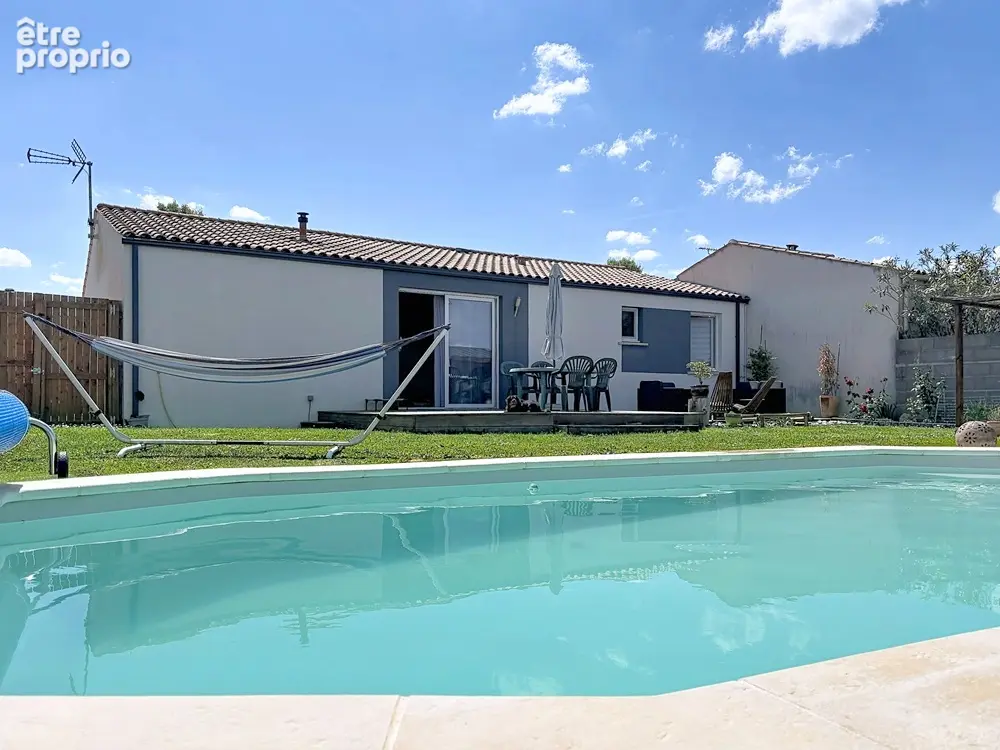 Maison de plain-pied 2015 - 3 chambres - Piscine - Garage - Quartier résidentiel - Centre village - photo 13