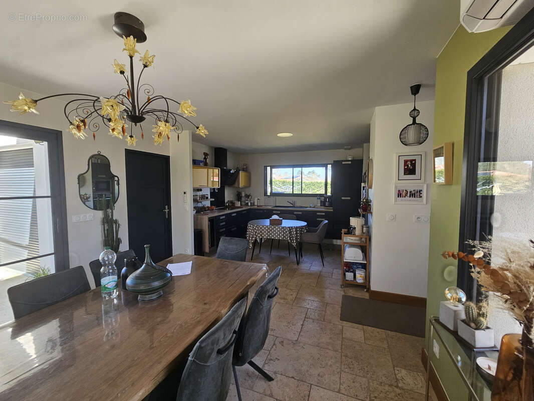 Maison à ONESSE-ET-LAHARIE