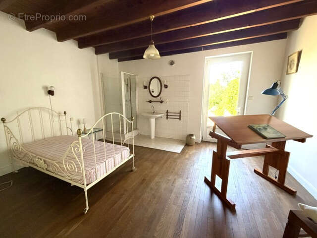 Maison en pierre 3 chambres mitoyenne - photo 4