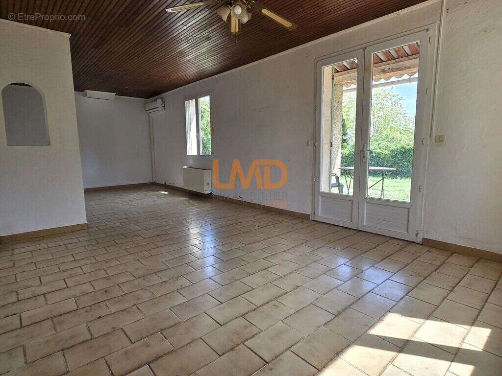 Maison à CABRIERES-D'AVIGNON