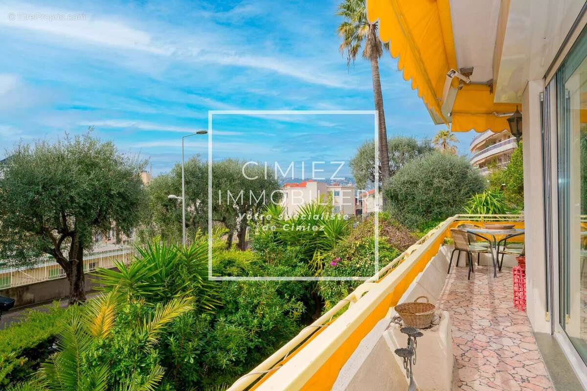 Appartement à NICE