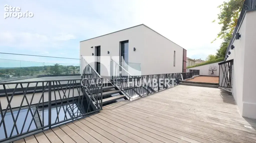 Maison 7 pièces 282 m² à vendre à Saint-Etienne (42000) - photo 3