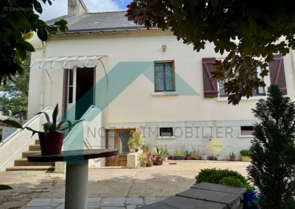 Maison à NOZAY