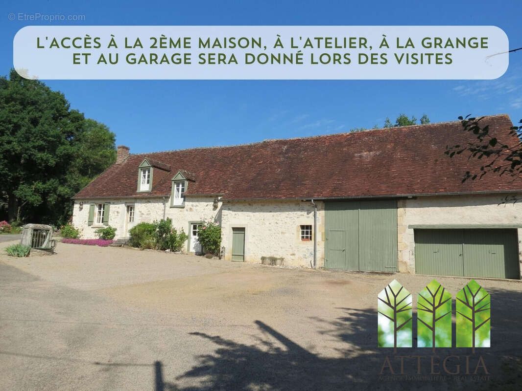 Maison à SAINT-DENIS-DE-JOUHET