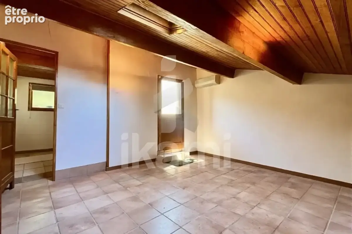 VILLA  182 m2 dont Studio - Piscine - Garage - Jardin Arboré - Quartier Prisé - photo 23
