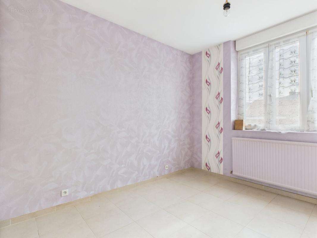 Maison à BRAY-SUR-SOMME