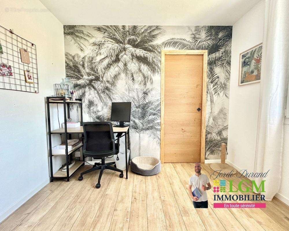 AUBIGNY-LES CLOUZEAUX – Maison familiale rénovée 113 m² – Jardin clos - photo 5