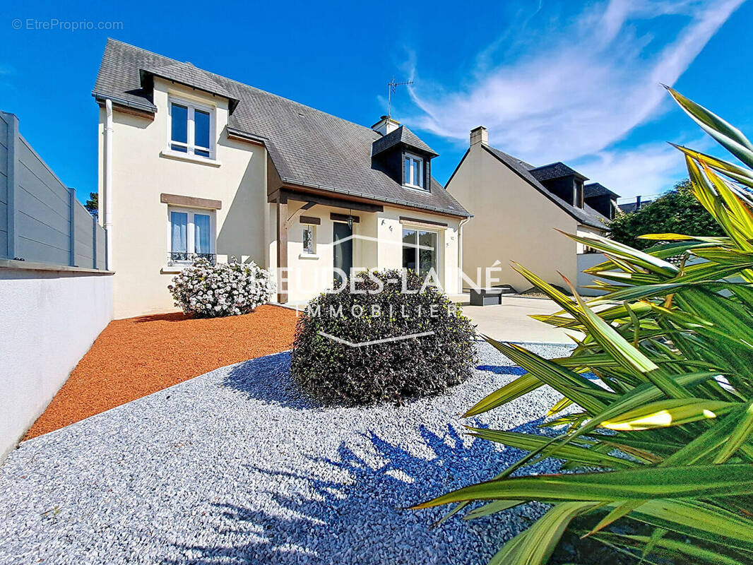 Maison à JULLOUVILLE