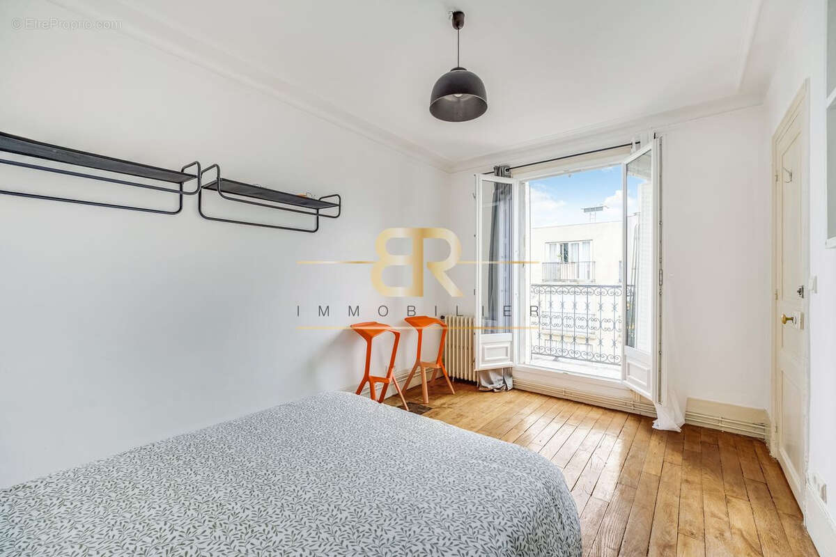 Appartement à PARIS-18E