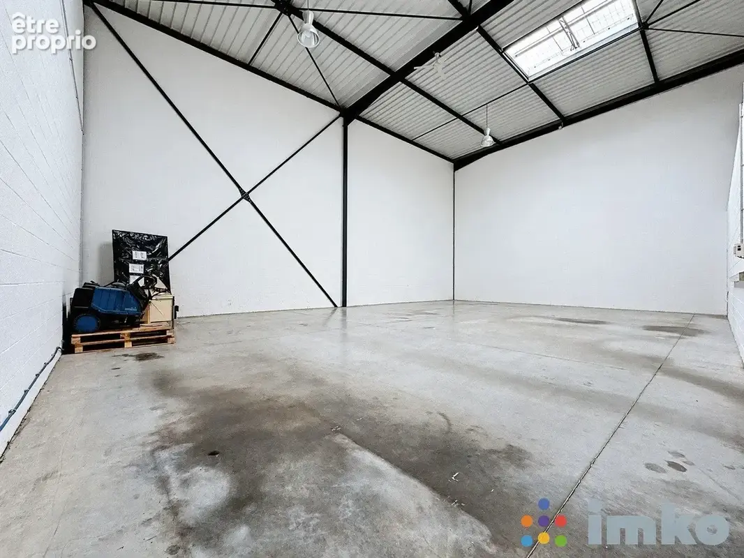 Commerce 250 m² à vendre à Croix (59170) - photo 3