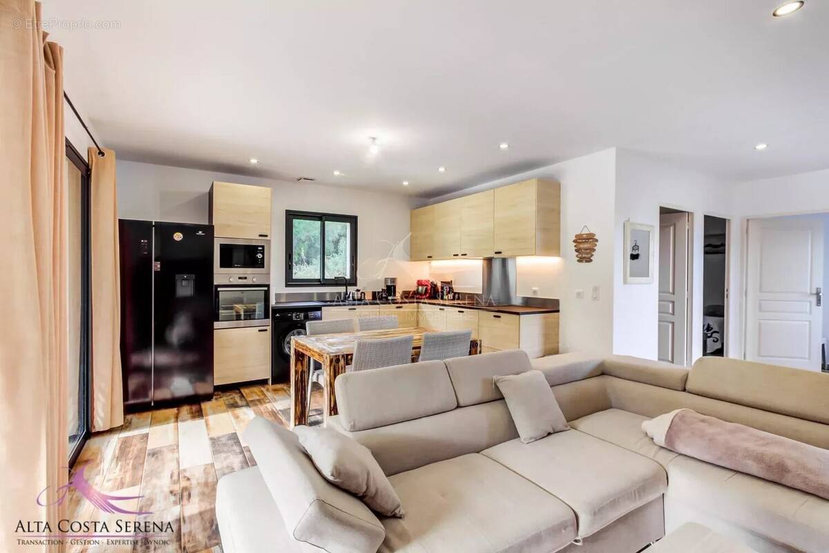 Maison à SERRA-DI-FIUMORBO