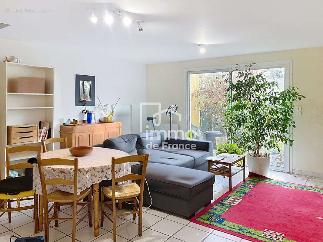 Maison à BOURG-EN-BRESSE