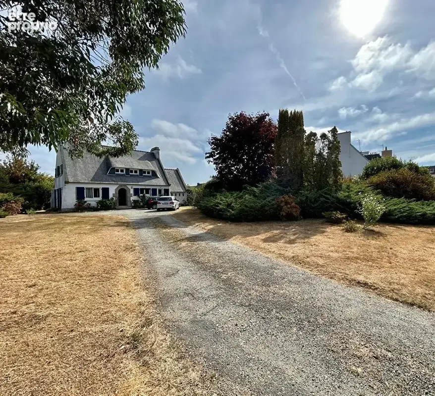Maison à vendre à 400 m du centre de Pont L'Abbé - 4 chambres sur terrain de 1500 m² avec dépendance. - photo 3