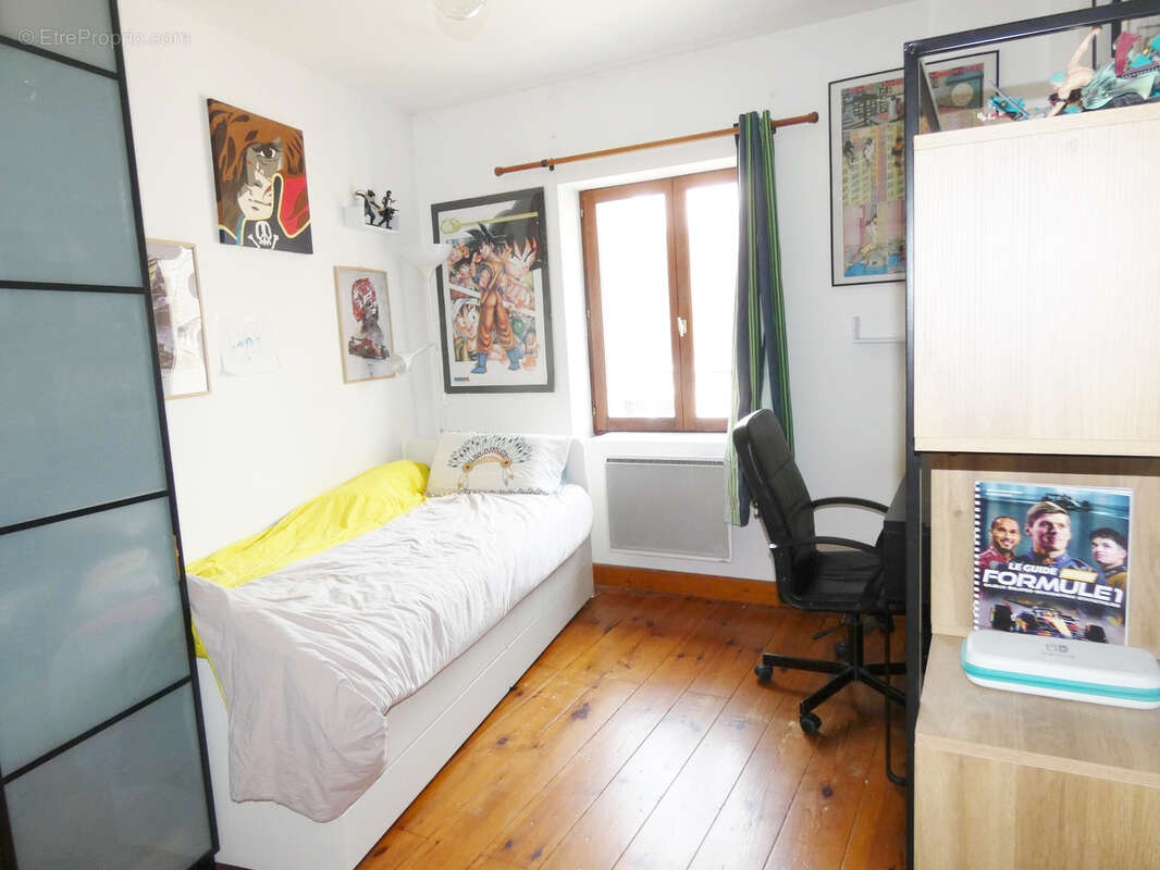 Quartier Notre Dame, appartement 5 pièces, 85 m2... - photo 5
