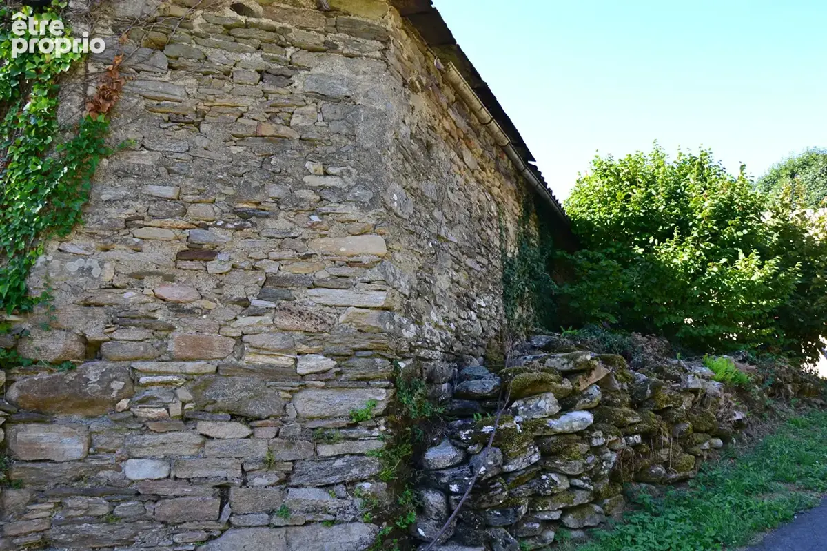 Courniou parc du haut Languedoc bâtisse ancienne de 200m² avec terrain de 510 m² - photo 7