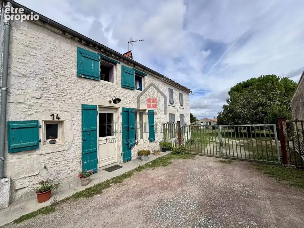 Maison en pierre, 178 m², 4 chambres, terrain de 1800 m²  + un Studio - photo 4